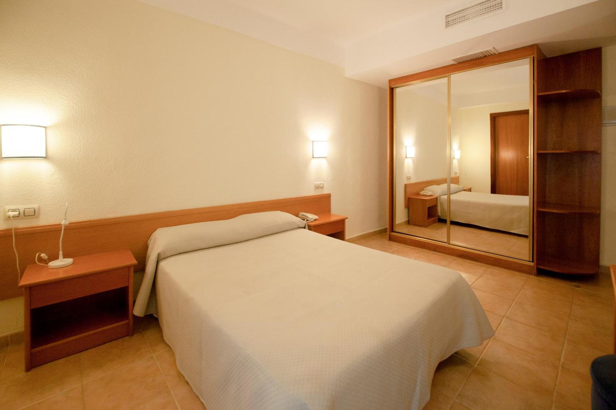 Single Room,1543185928:JPEG